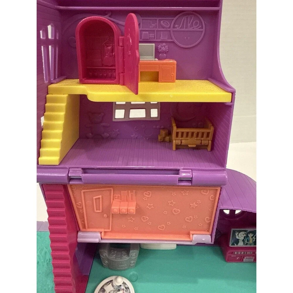 2018 Polly Pocket Pollyville House Playset Mattel Lot w/ Furniture Accessories